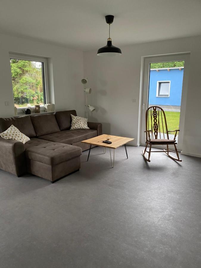 Deluxe Ferienwohnung für 4 bis 6 Personen kinder- und tierfreundlich W-LAN kostenfrei Lancken-Granitz Exterior foto